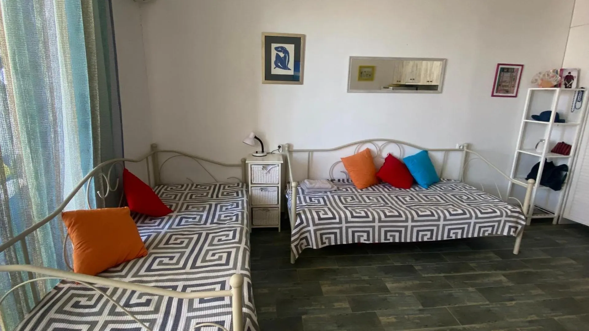 Cosy Apartment In Kvariati